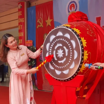 Trống trường học 